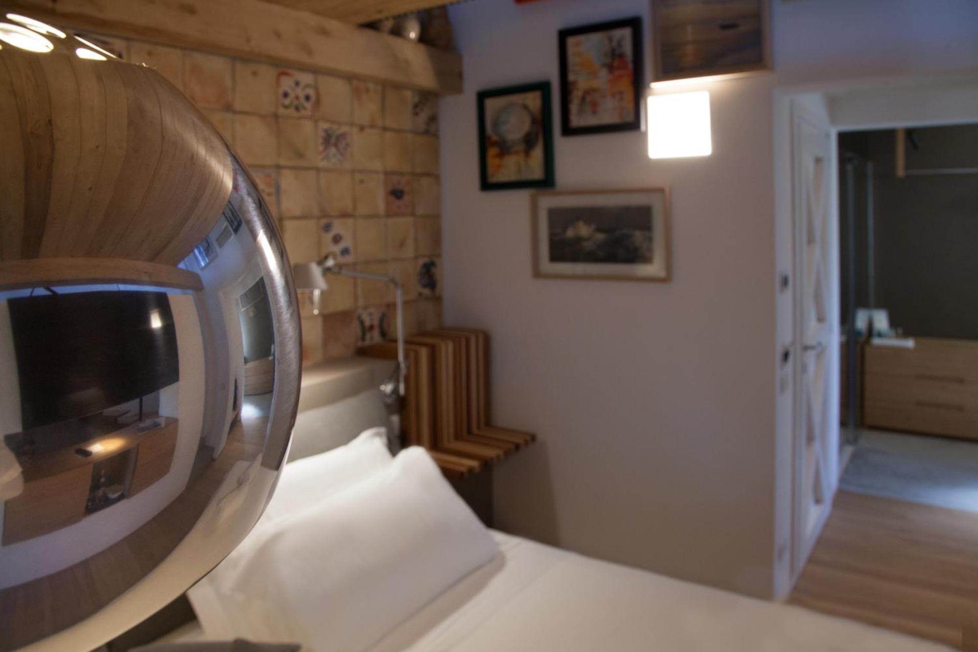 Praia Art Resort - Small Luxury Hotels Of The World (Adults Only) Ле-Кастелла Экстерьер фото