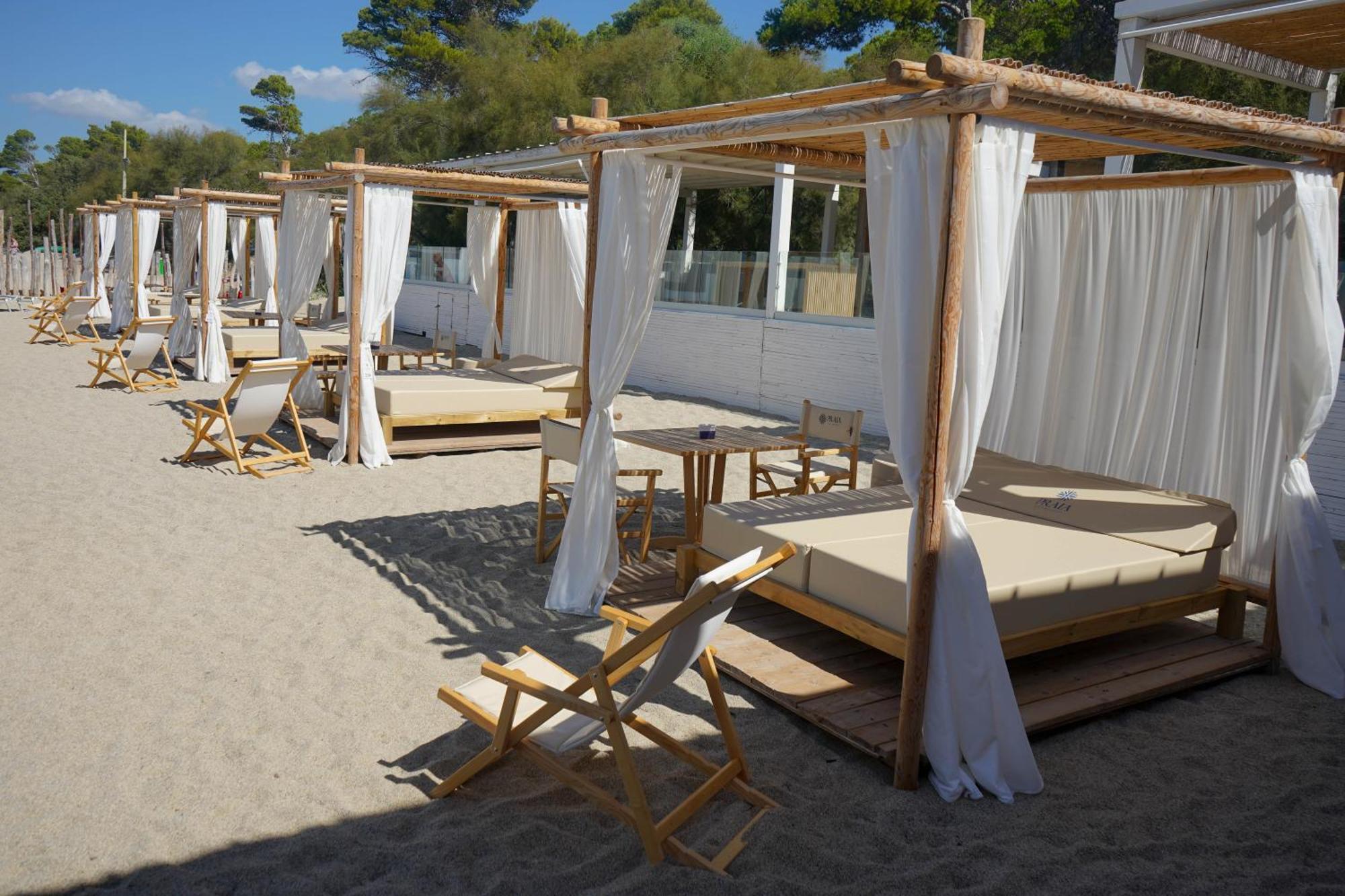 Praia Art Resort - Small Luxury Hotels Of The World (Adults Only) Ле-Кастелла Экстерьер фото